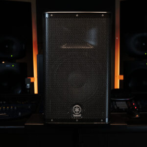 Yamaha DXR10 Speakers